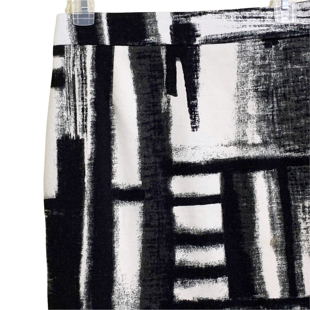 Calvin Klein Abstract Print Black Gray White Skirt Size 4P - Picture 2 of 5